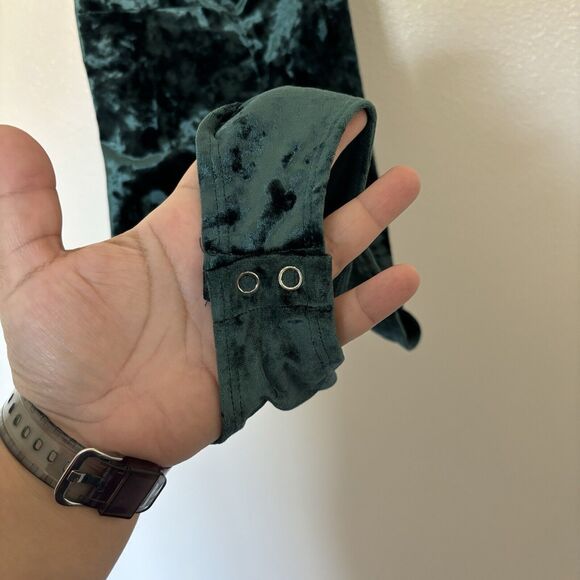 Forever 21 Size 1x Green Velvet Sleeveless Bodysuit - Picture 5 of 11